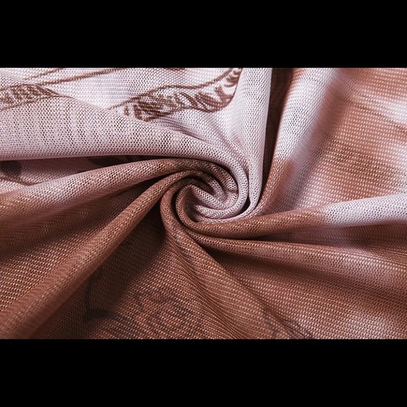 Beautiful casual basic Mesh print top - Picture 6 of 6